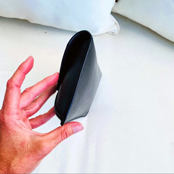 Tory Burch Black Kira Envelope Clutch EUC - Picture 8 of 9